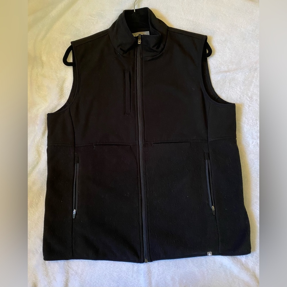 Figs On-Shift Fleece Vest